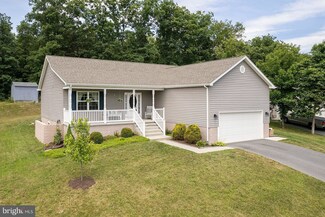 371 Paragon Dr, Bunker Hill, WV 25413