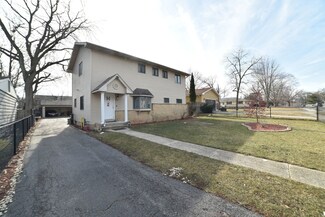 1413 33rd St, Zion, IL 60099