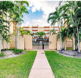 1900 W 54th St Unit 108, Hialeah, FL 33012