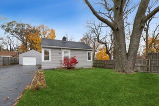 9912 W Paddock Ave, Beach Park, IL 60087