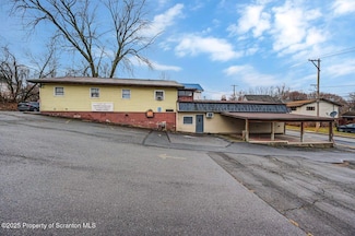36 Pike St, Carbondale, PA 18407