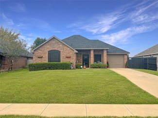 615 Jordan Ln, Waxahachie, TX 75165