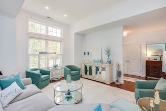 4 Inverness Ln Unit 4, Plymouth, MA 02360