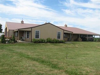 13393 Anderson Rd, Windsor, MO 65360