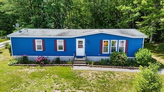 32 Monadnock Dr, Rochester, NH 03867