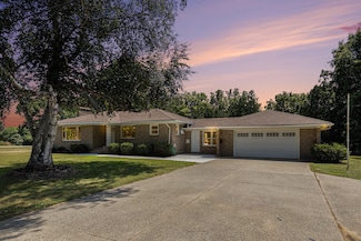 5174 Leonard St, Coopersville, MI 49404