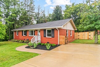 302 Rosehill Dr, Goodlettsville, TN 37072