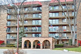 35 S Baybrook Dr Unit 105, Palatine, IL 60074