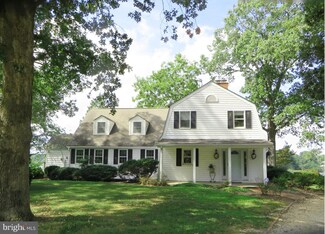18112 Horse Point Ln, Saint Inigoes, MD 20684
