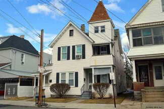 937 Maple Ave, Schenectady, NY 12307