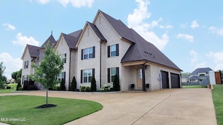 4367 Whisper Trail Dr, Olive Branch, MS 38654