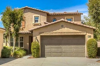 2893 Breezy Meadow Ln, Corona, CA 92883