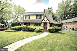 2346 Franklin Ave, Secane, PA 19018