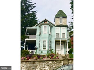 105 Robeson St, Reading, PA 19601