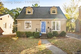 23420 Manistee St, Oak Park, MI 48237