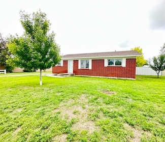 310 SW 3rd St, Boise City, OK 73933