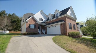 6689 Elm Hill Dr, Clemmons, NC 27012