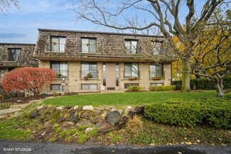 1701 Northfield Square Unit B, Northfield, IL 60093