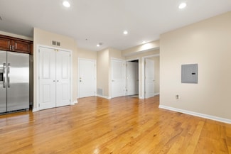 605 New York Ave Unit 502, Union City, NJ 07087