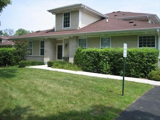 1254 Walnut Glen Dr Unit 6A, Crystal Lake, IL 60014