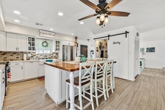 6949 S Valley View Blvd, Las Vegas, NV 89118