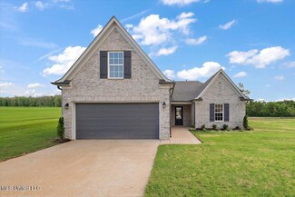 2367 Franklin Dr, Southaven, MS 38672
