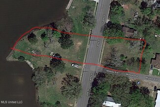 2503 Canty St, Pascagoula, MS 39567