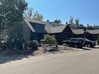 5 Upper Knoll Dr, Blue Ridge, GA 30513