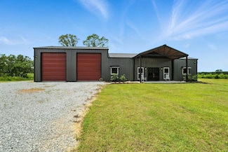 622 Sanford Rd, Moselle, MS 39459