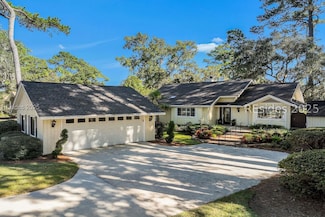 250 Moss Creek Dr, Hilton Head Island, SC 29926