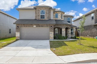 2560 Ayers Dr, Seguin, TX 78155