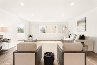 4445 Cartwright Ave Unit 207, Toluca Lake, CA 91602
