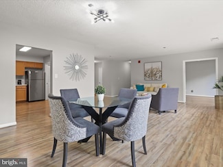 3713 S George Mason Dr Unit T2W, Baileys Crossroads, VA 22041