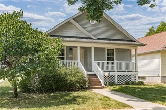 1125 9th St SE, Cedar Rapids, IA 52401