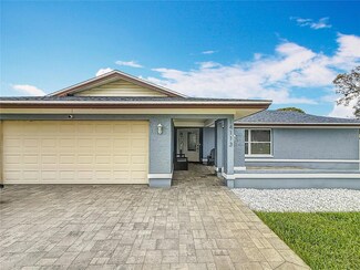 14113 Cook Dr, Largo, FL 33774