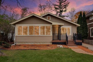 5447 W Bald Eagle Blvd, Saint Paul, MN 55110