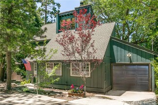 248 Hemlock Dr, Lake Arrowhead, CA 92352