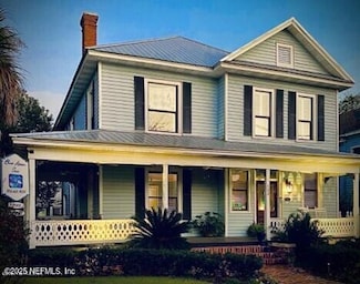 102 S 7th St, Fernandina Beach, FL 32034