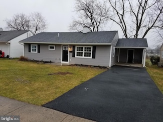 208 Trenton Rd, Fairless Hills, PA 19030