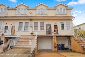 432 Stoneham St, Staten Island, NY 10306