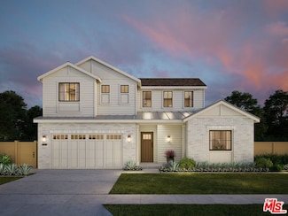 4241 Woodcliff Rd, Sherman Oaks, CA 91403