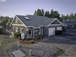 154 28th St NW Unit 154, Long Beach, WA 98631