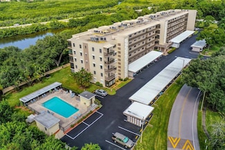 8198 Terrace Garden Dr N Unit 310, Saint Petersburg, FL 33709