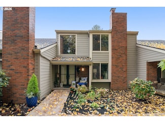 1349 Bonniebrae Dr, Lake Oswego, OR 97034