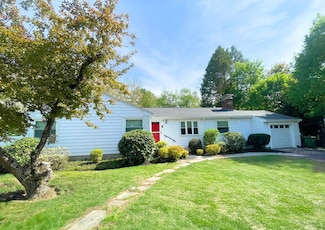 64 Edgewood Rd, Westwood, MA 02090