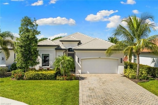 1819 Mustique St, Naples, FL 34120
