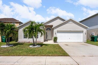 2100 Canopy Dr, Melbourne, FL 32935