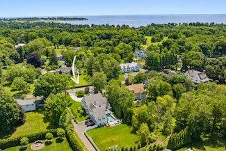 1 Sleepy Hollow Rd, Westport, CT 06880