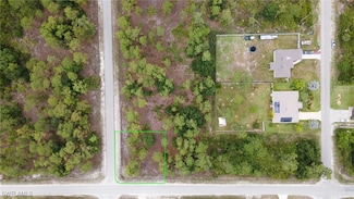 3901 E 10th St, Lehigh Acres, FL 33972