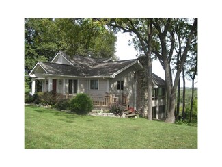 1800 Marietta Rd, Ely, IA 52227